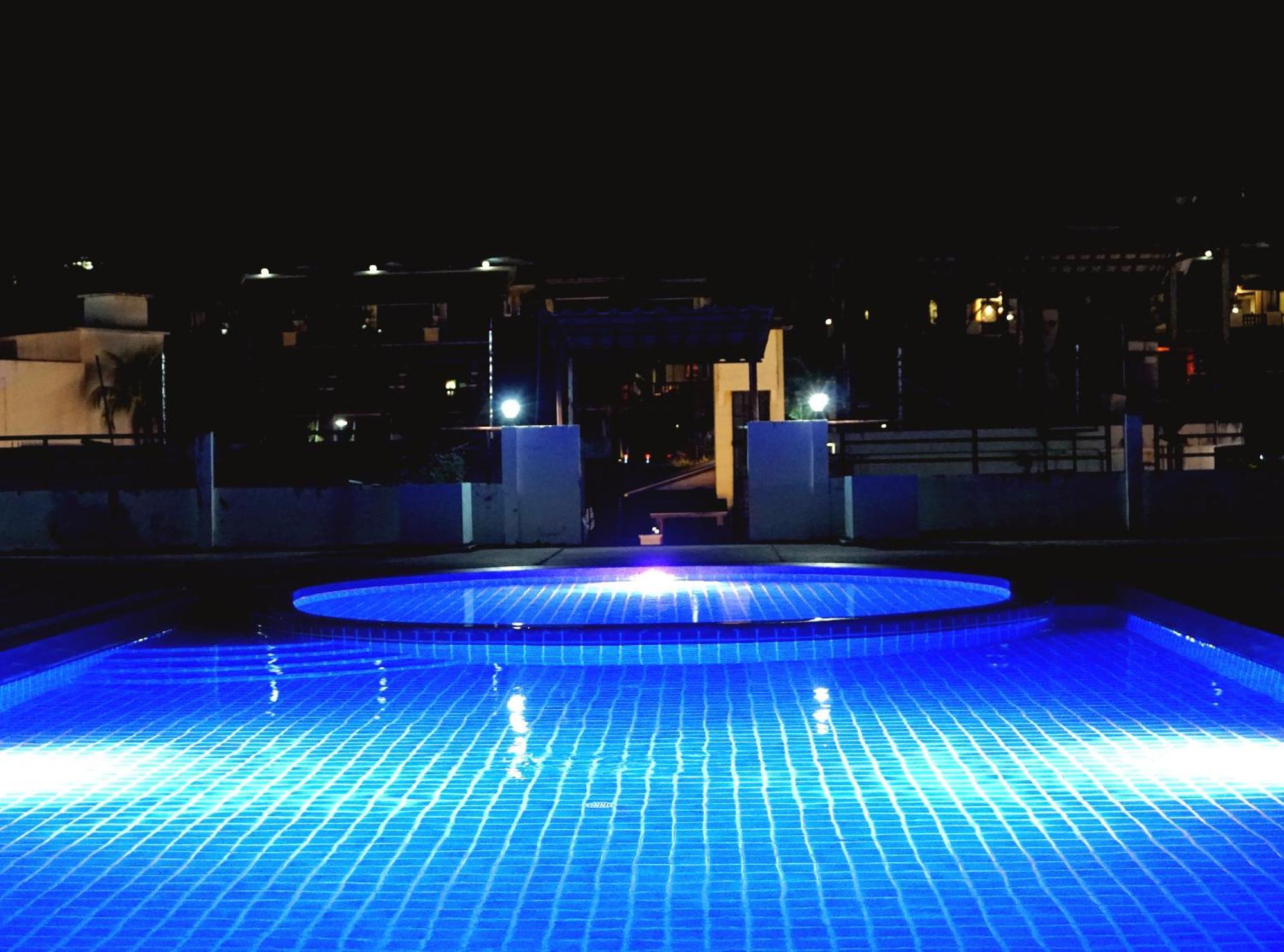 Blue Skyline Hotel Patong Екстериор снимка